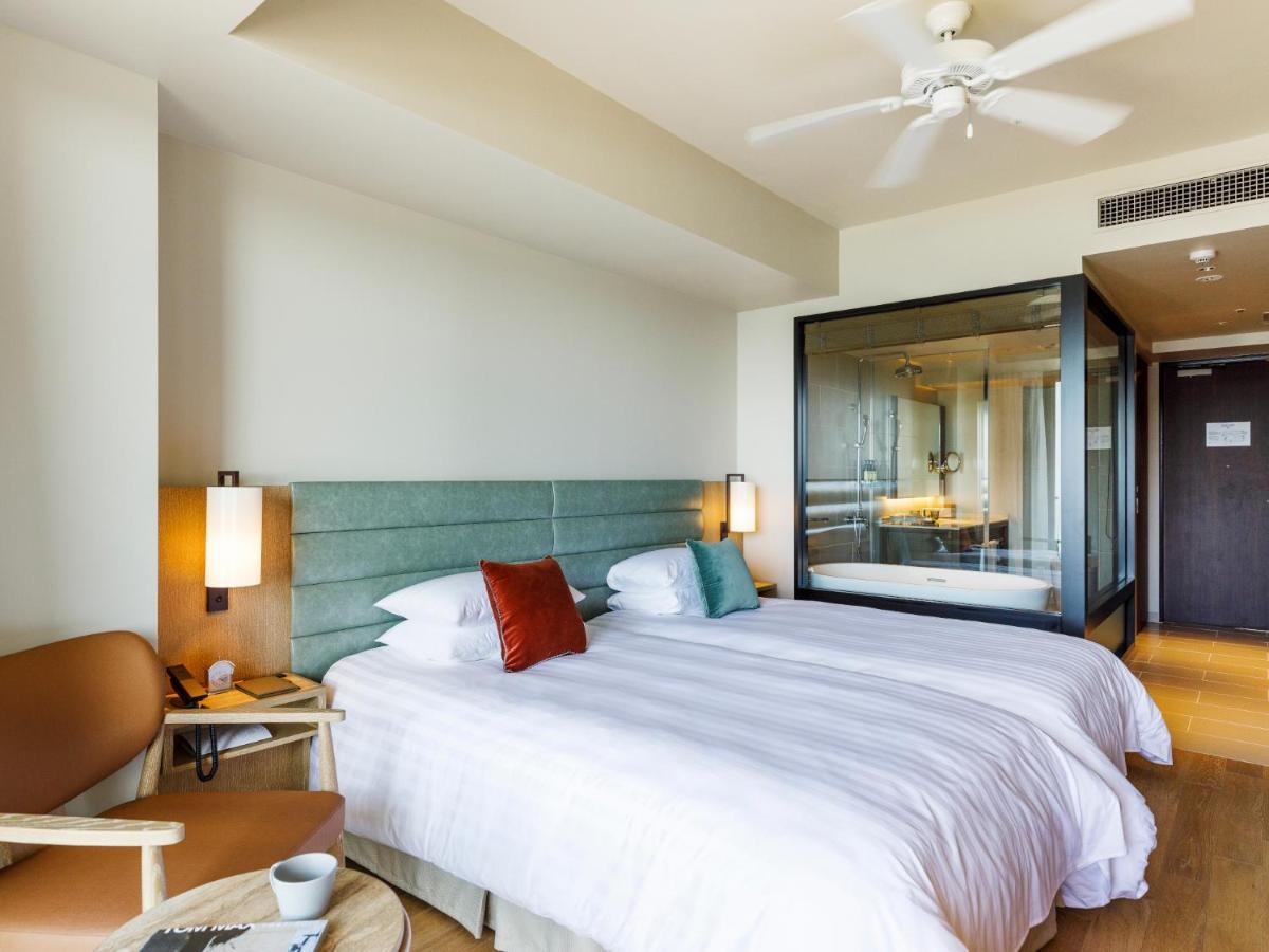 Mb Gallery Chatan By The Terrace Hotels Экстерьер фото
